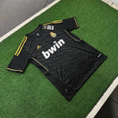 Camiseta Real Madrid Kaká Retrô II 11/12 Jogador Adidas Masculina - Preta